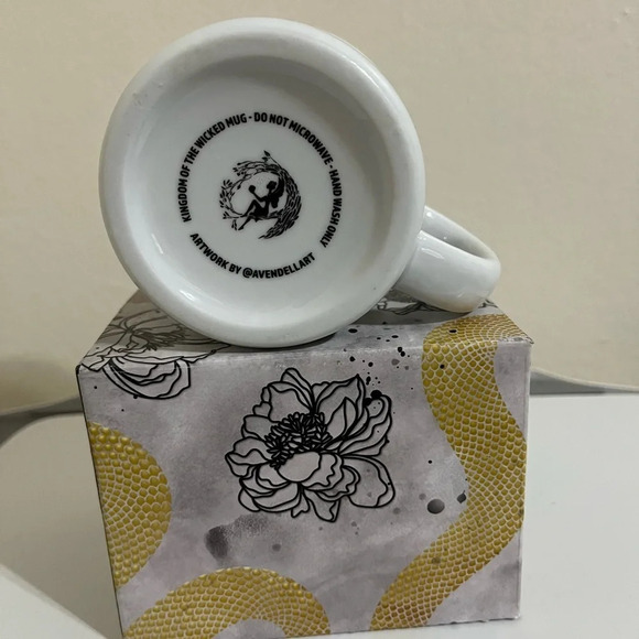 Fairyloot Kingdom of the Wicked Mug - Picture 6 of 6